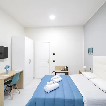 Italia Oda ve Kahvaltı 4*